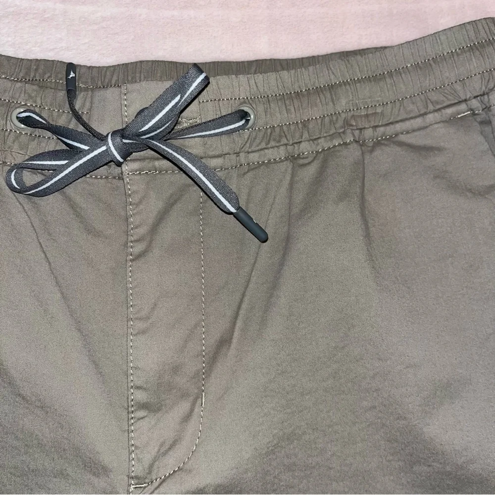 Tommy Bahama khaki elastic waistband drawstring shorts, BRAND NEW